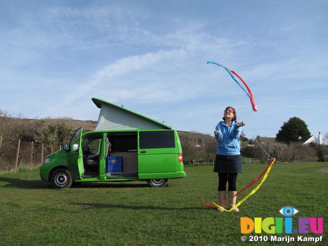 SX13781 Jenni playing poi by Ralphie the Mean Grean Camping Machine